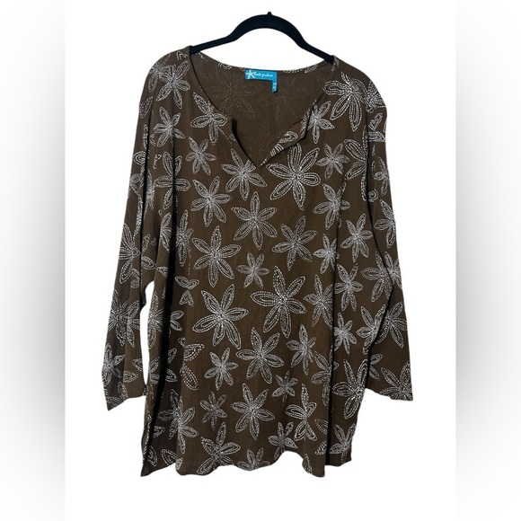fresh produce Tops - Fresh Produce Brown Floral Tunic Top